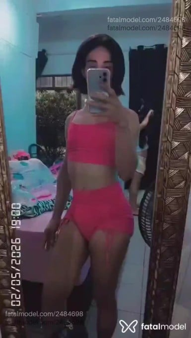 Acompanhante mulher trans morena (o) de olhos castanhos em Sinop - Leticya