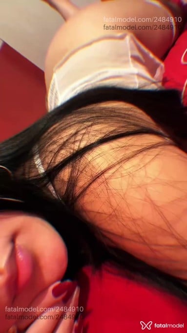 Acompanhante mulher com cabelo castanho de olhos castanhos em Guaramirim Acompanhante mulher com cabelo castanho de olhos castanhos em Guaramirim - Loren Lima