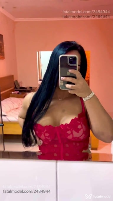 Acompanhante mulher morena (o) de olhos pretos em Araçatuba - Bruna
