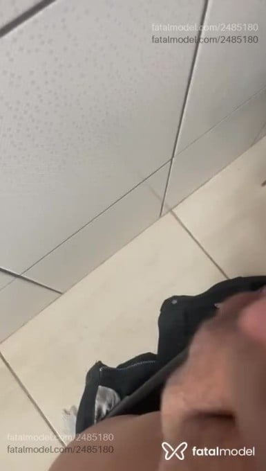 Acompanhante homem morena (o) de olhos castanhos em São Paulo - Marinho