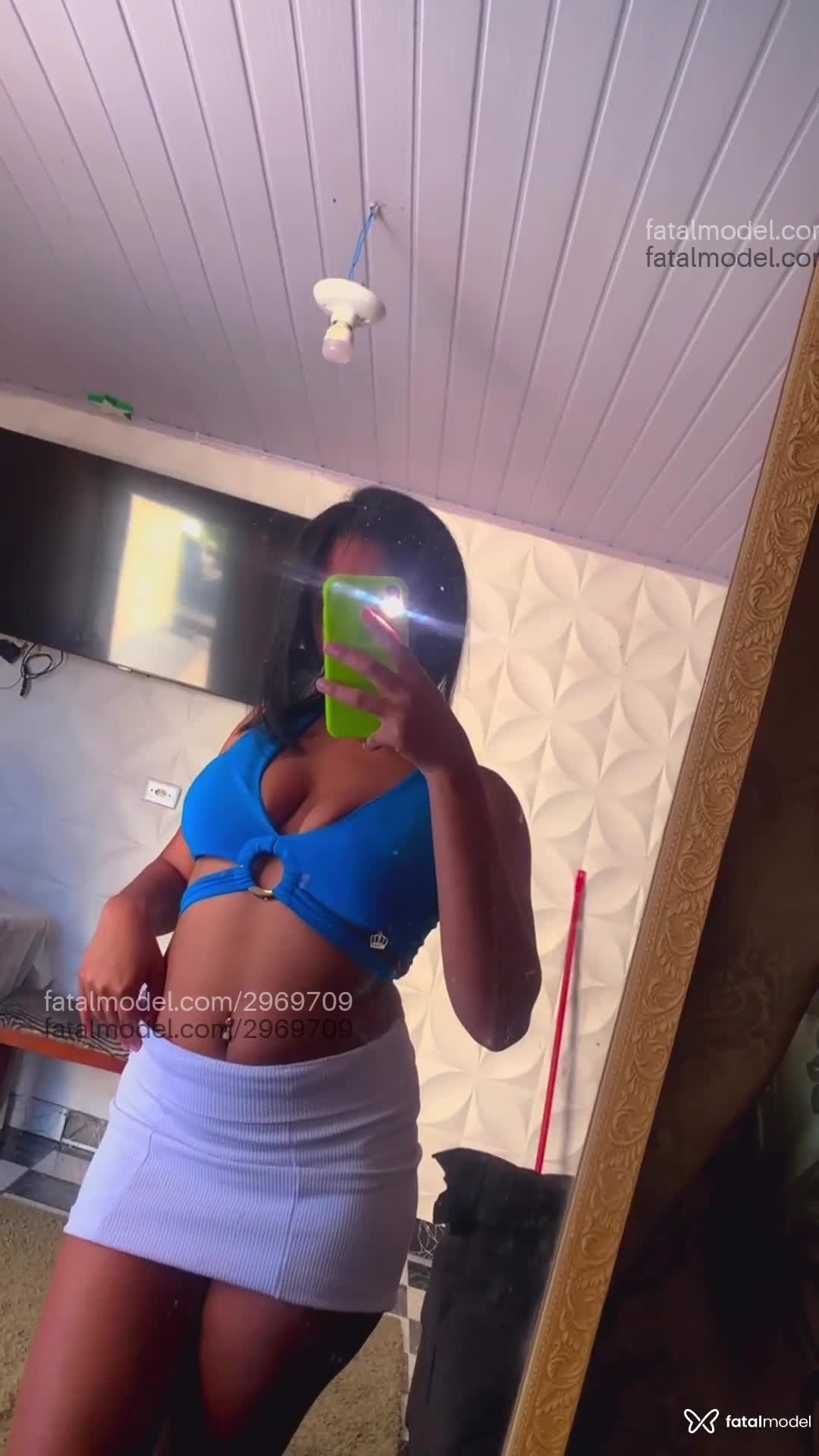 Acompanhante mulher morena (o) de olhos castanhos em Virtual - Veronica