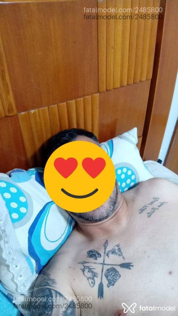 Acompanhante homem morena (o) de olhos castanhos em Ceres - Gabriel