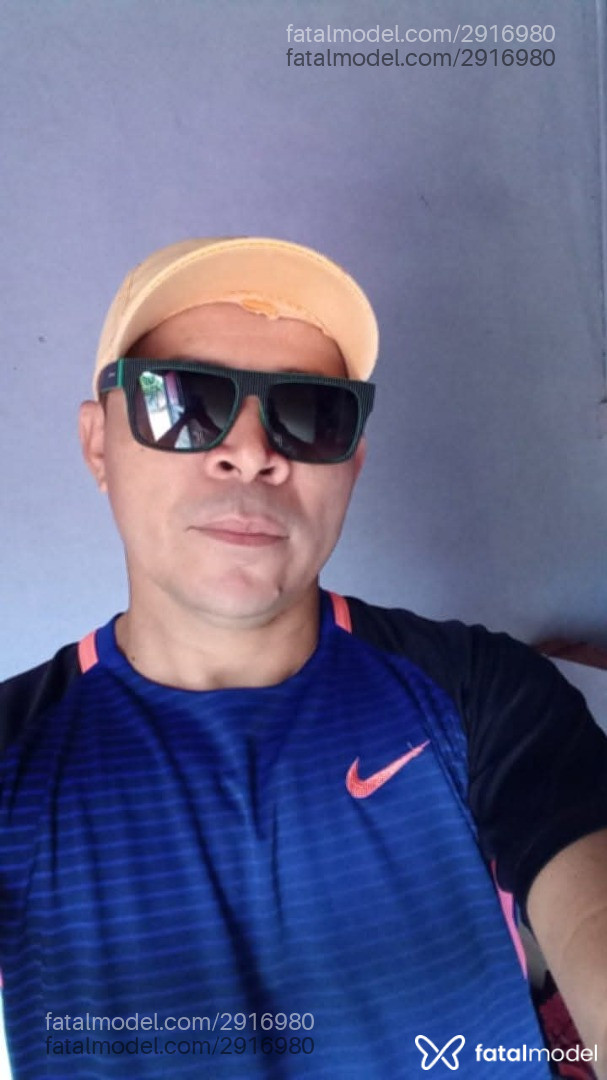 Acompanhante homem morena (o) de olhos azuis em Virtual Acompanhante homem morena (o) de olhos azuis em Virtual - Juliano Francisco