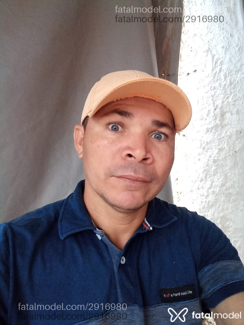 Acompanhante homem morena (o) de olhos azuis em Virtual Acompanhante homem morena (o) de olhos azuis em Virtual - Juliano Francisco