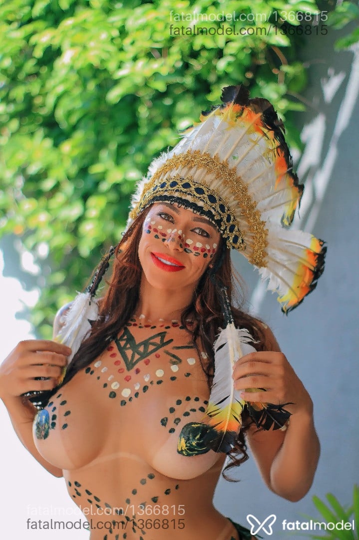 Acompanhante travesti com cabelo castanho de olhos castanhos - Claudiatrans Acompanhante travesti com cabelo castanho de olhos castanhos - Claudiatrans