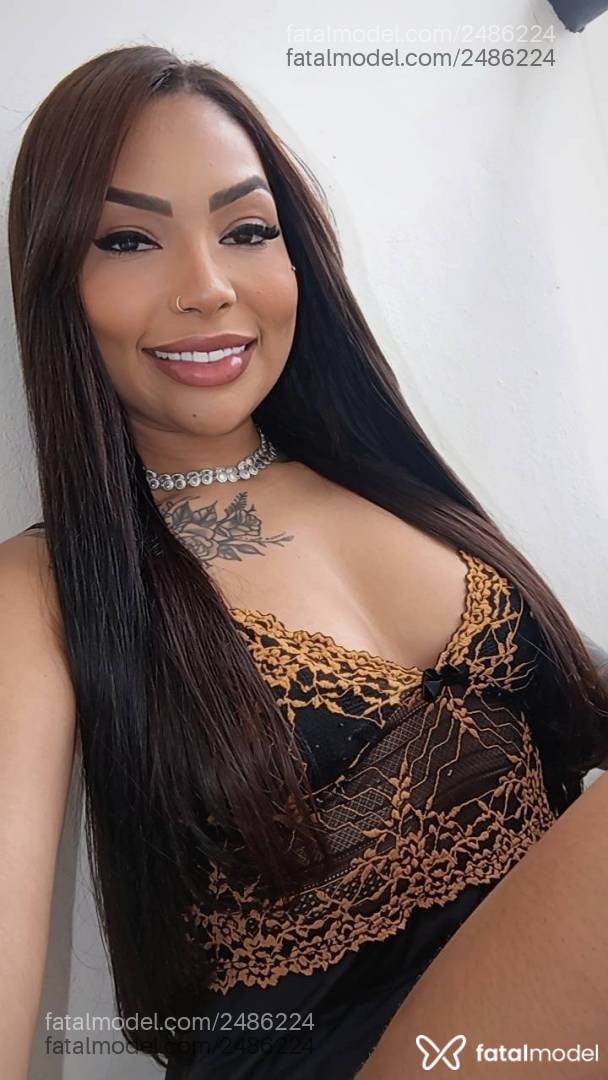 Acompanhante mulher com cabelo castanho de olhos mel - Sofia