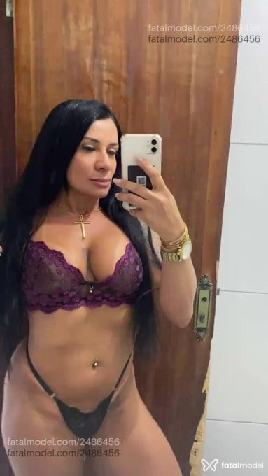 Acompanhante mulher morena (o) de olhos castanhos em Feira de Santana - Melgreluda