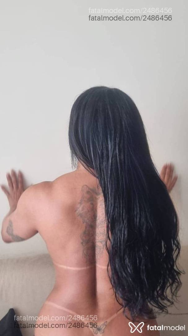 Acompanhante mulher morena (o) de olhos castanhos - Melgreluda
