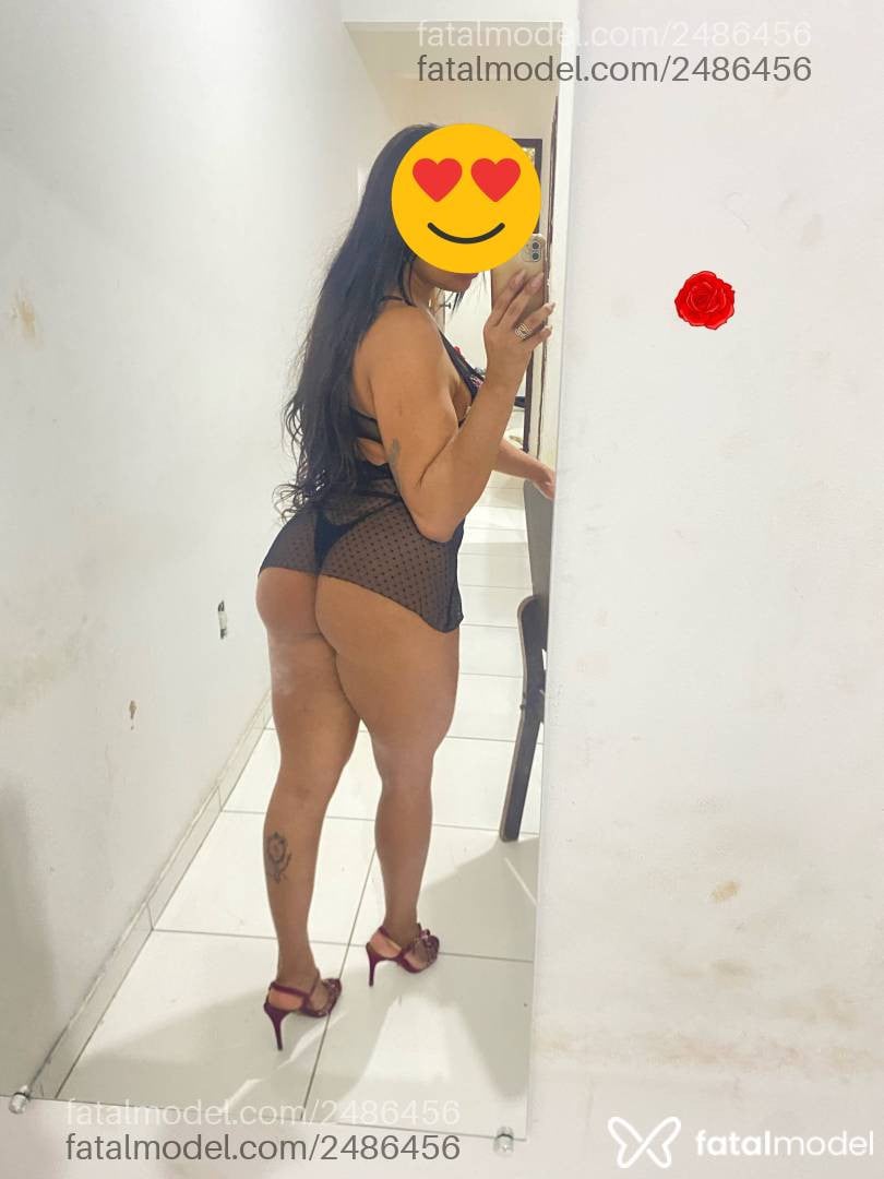 Acompanhante mulher morena (o) de olhos castanhos - Melgreluda
