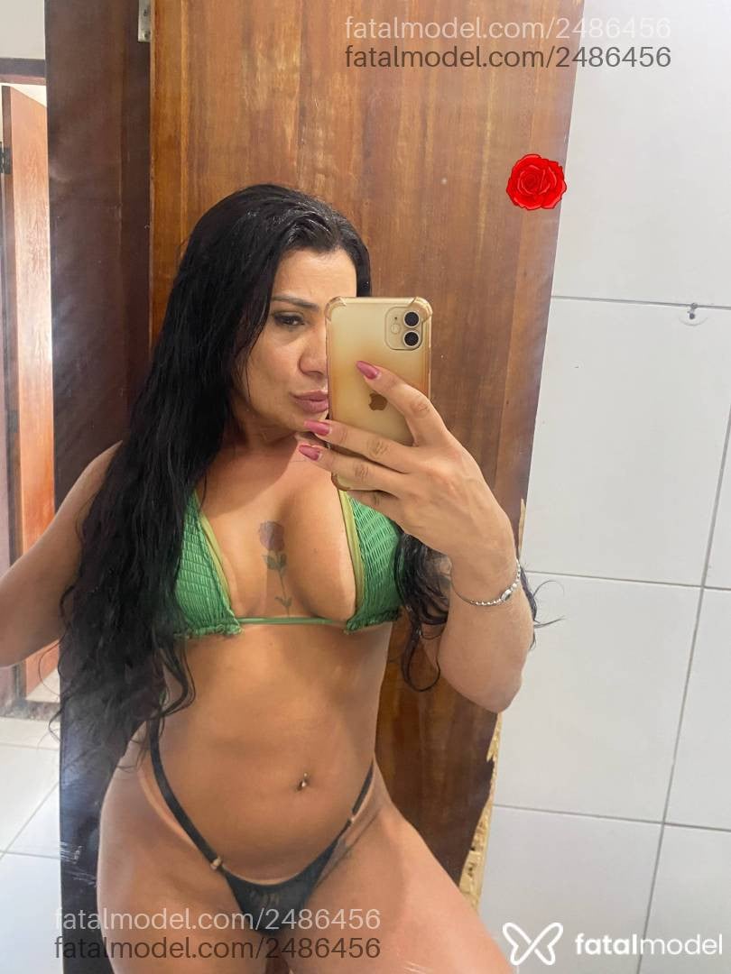 Acompanhante mulher morena (o) de olhos castanhos - Melgreluda