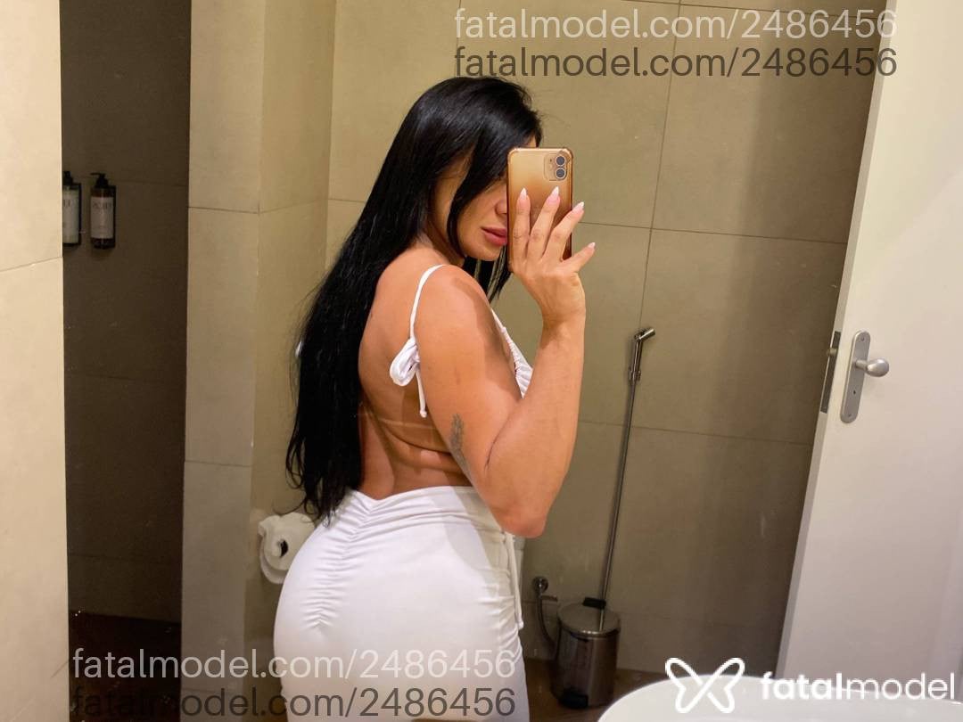 Acompanhante mulher morena (o) de olhos castanhos - Melgreluda