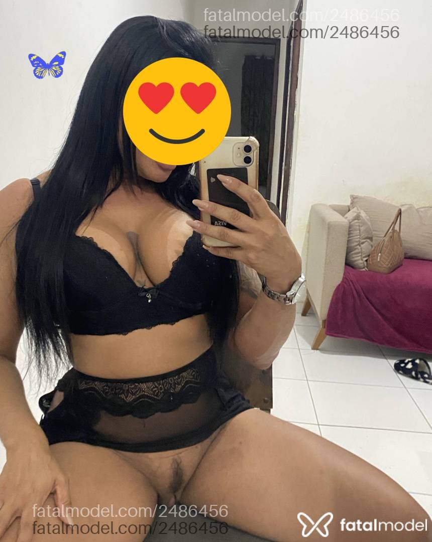 Acompanhante mulher morena (o) de olhos castanhos - Melgreluda