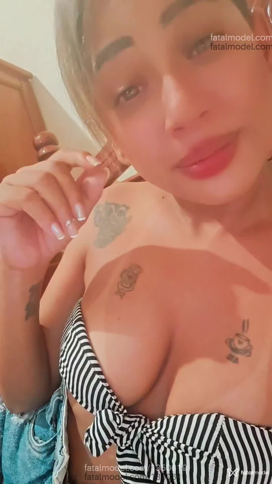 Acompanhante mulher com cabelo castanho de olhos castanhos em Ariquemes - Tayla