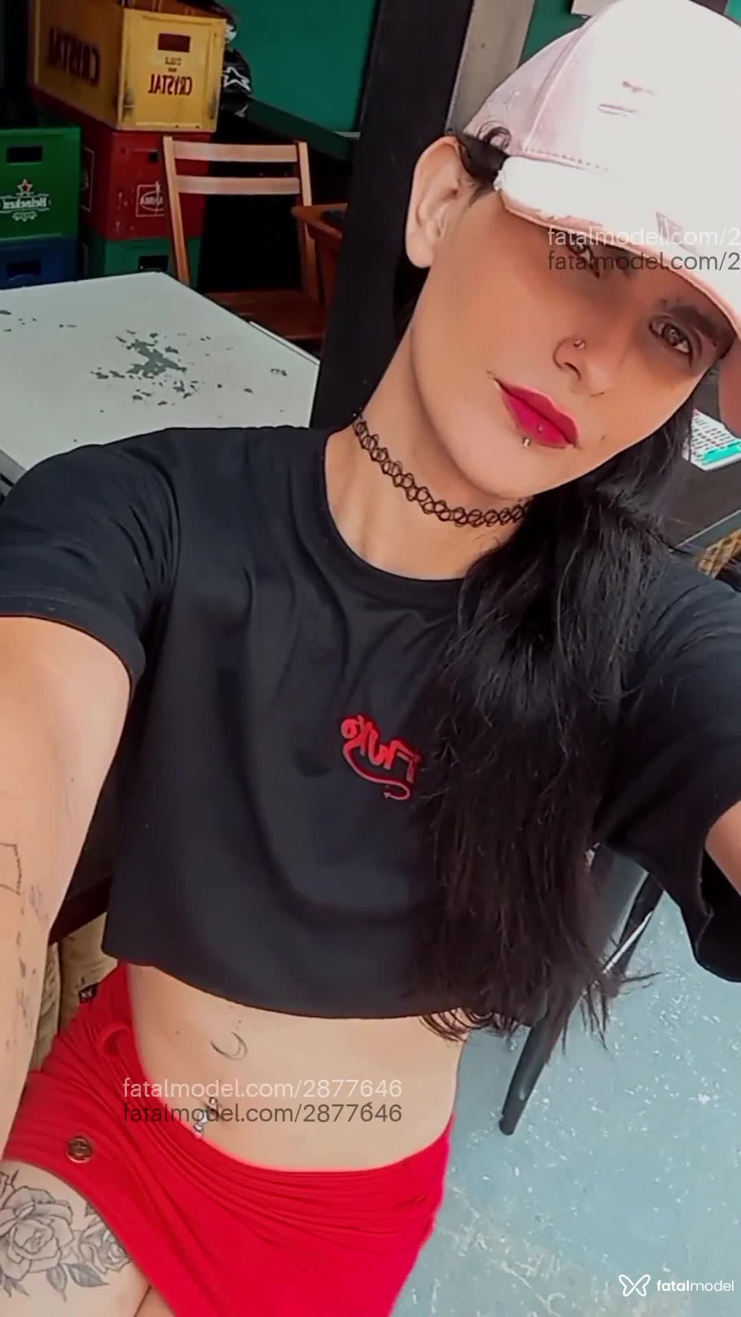 Acompanhante mulher trans loira (o) de olhos verdes - Lara Croftt Acompanhante mulher trans loira (o) de olhos verdes - Lara Croftt