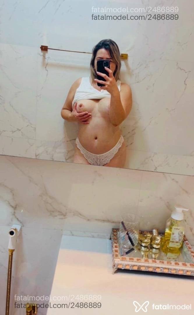 Acompanhante mulher loira (o) de olhos castanhos - Fernanda Acompanhante mulher loira (o) de olhos castanhos - Fernanda