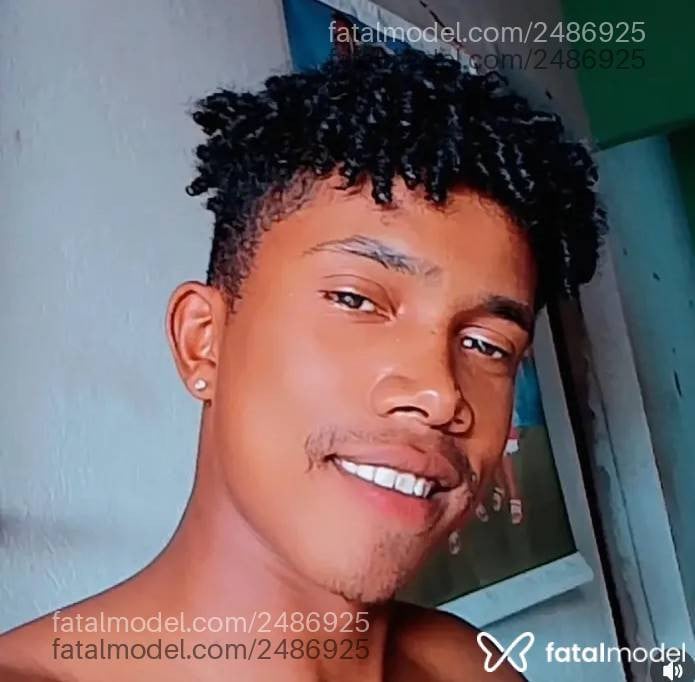 Acompanhante homem morena (o) de olhos pretos em Palmas - Gerciney