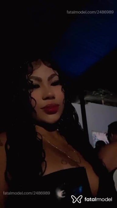 Acompanhante mulher morena (o) de olhos pretos em Pontes e Lacerda Acompanhante mulher morena (o) de olhos pretos em Pontes e Lacerda - Tatty