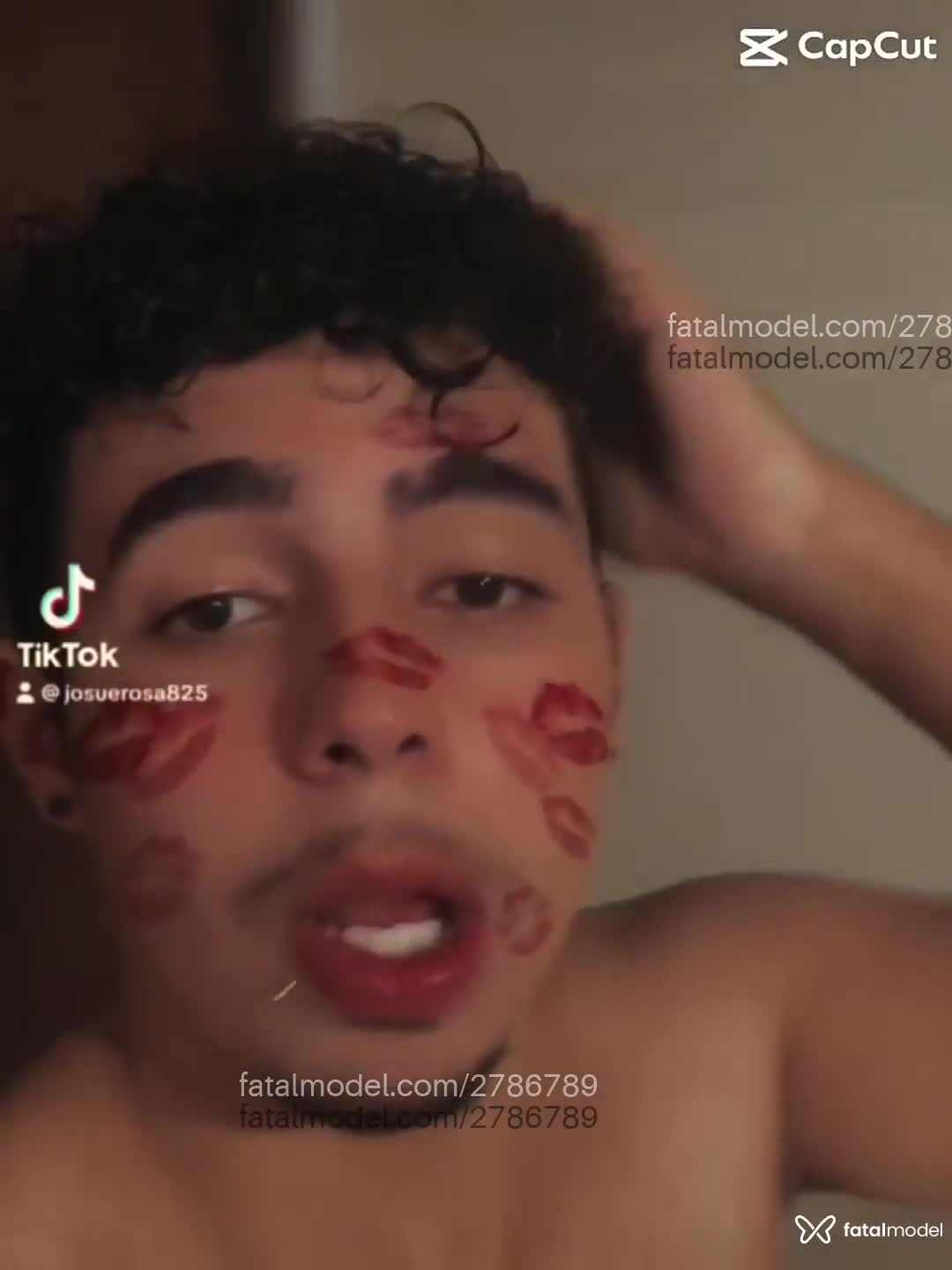 Acompanhante homem morena (o) de olhos castanhos em Balneário Camboriú - Moreninho