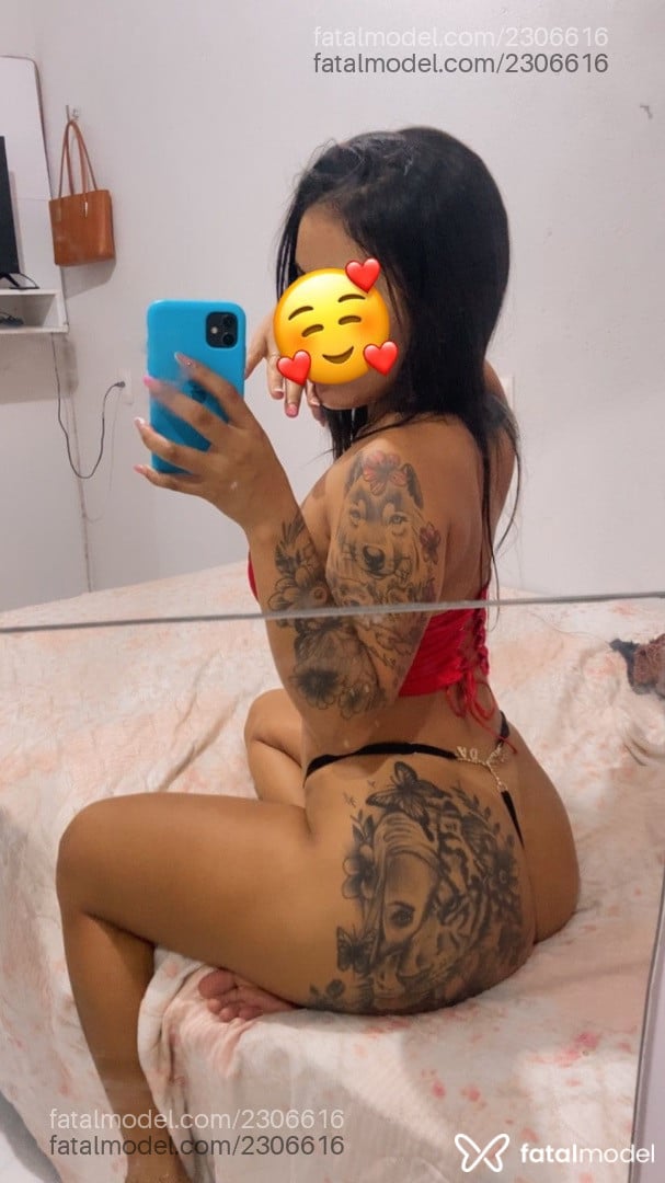 Acompanhante mulher com cabelo castanho de olhos pretos em Campina Grande Acompanhante mulher com cabelo castanho de olhos pretos em Campina Grande - Letícia