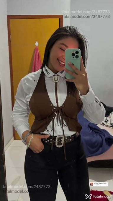 Acompanhante mulher morena (o) de olhos castanhos em Mariana - Kamila
