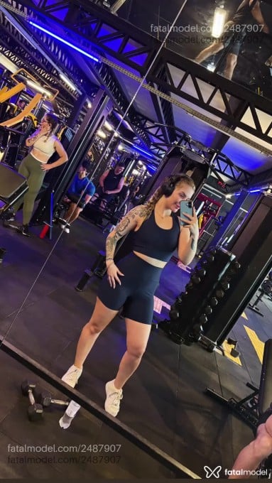 Acompanhante mulher loira (o) de olhos mel em São Paulo - Manu Zimer