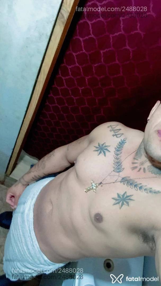 Acompanhante homem morena (o) de olhos pretos - Maicão