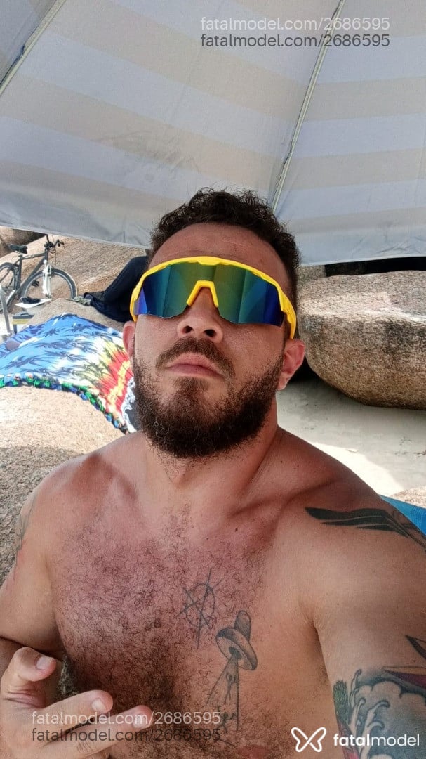 Acompanhante homem loira (o) de olhos verdes em Florianópolis - Lucas