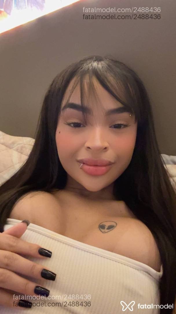 Acompanhante mulher com cabelo castanho de olhos castanhos - Melissa