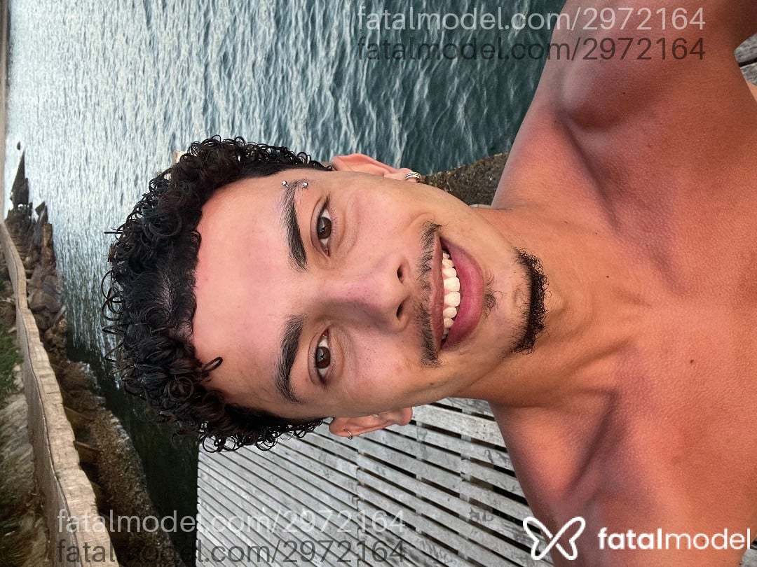 Acompanhante homem com cabelo castanho de olhos castanhos em Rio de Janeiro - Castiel Ferraz