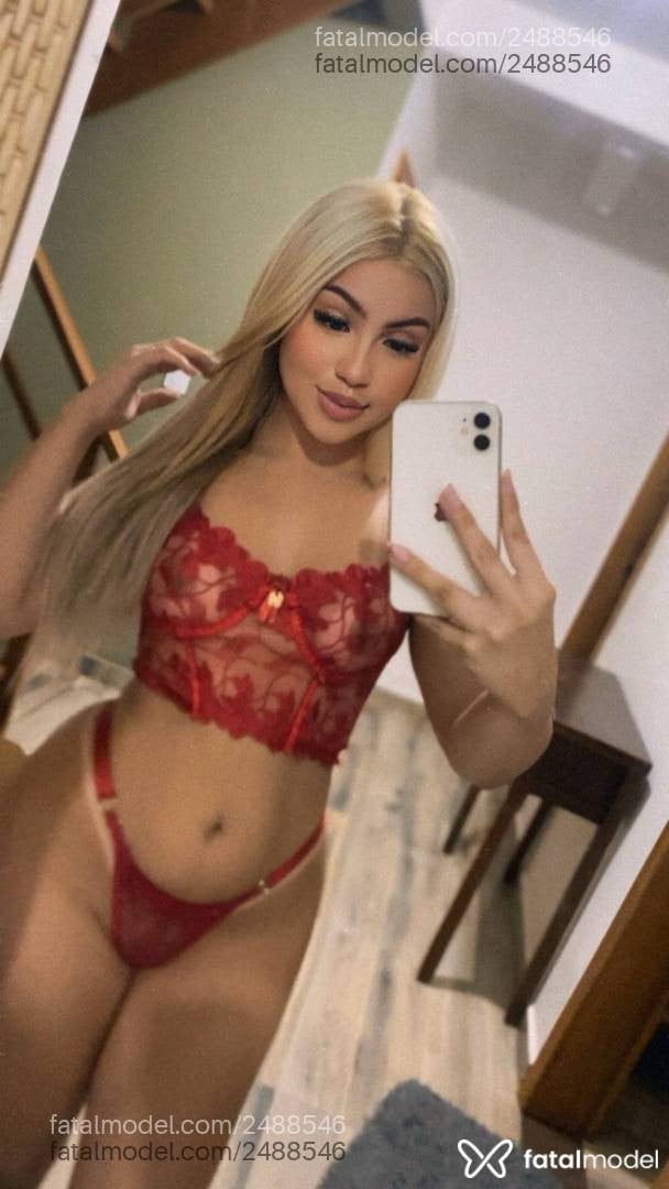 Acompanhante mulher com cabelo castanho de olhos castanhos em Belo Horizonte Acompanhante mulher com cabelo castanho de olhos castanhos em Belo Horizonte - Aymê