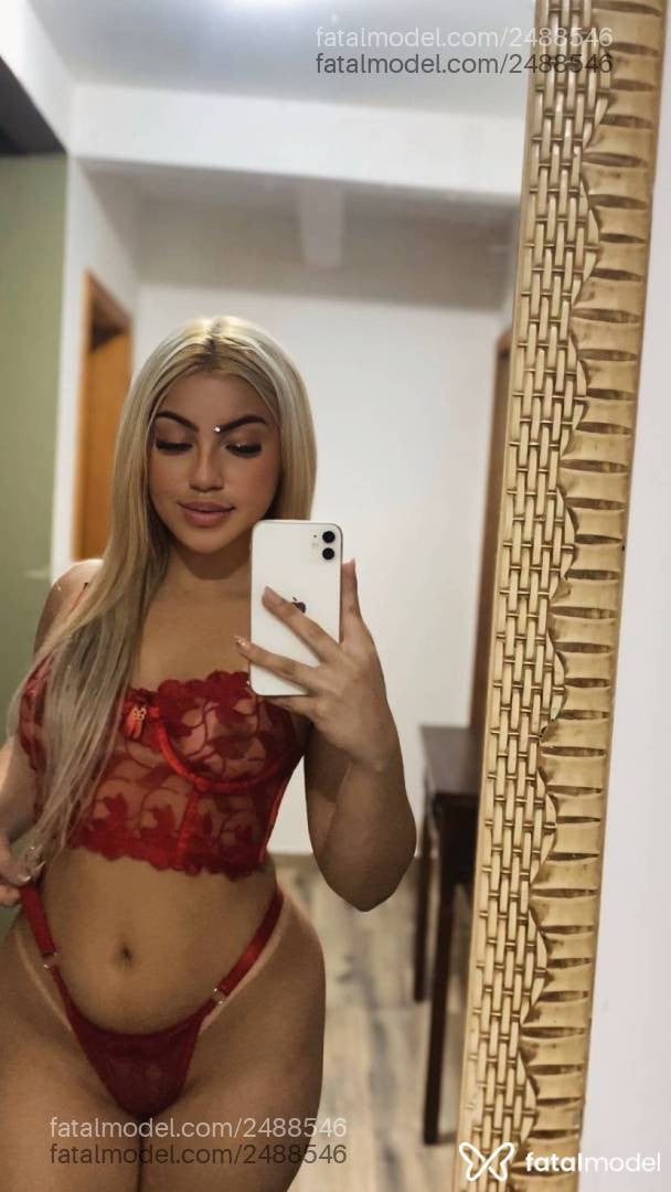 Acompanhante mulher com cabelo castanho de olhos castanhos em Belo Horizonte Acompanhante mulher com cabelo castanho de olhos castanhos em Belo Horizonte - Aymê