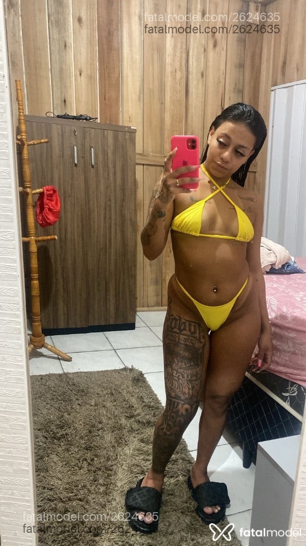 Acompanhante mulher morena (o) de olhos castanhos em São José Acompanhante mulher morena (o) de olhos castanhos em São José - Camila Amorim