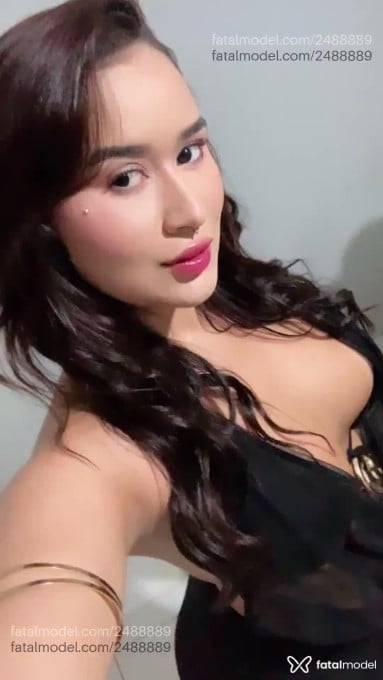 Acompanhante mulher morena (o) de olhos pretos em Goiânia Acompanhante mulher morena (o) de olhos pretos em Goiânia - Juliana Ju