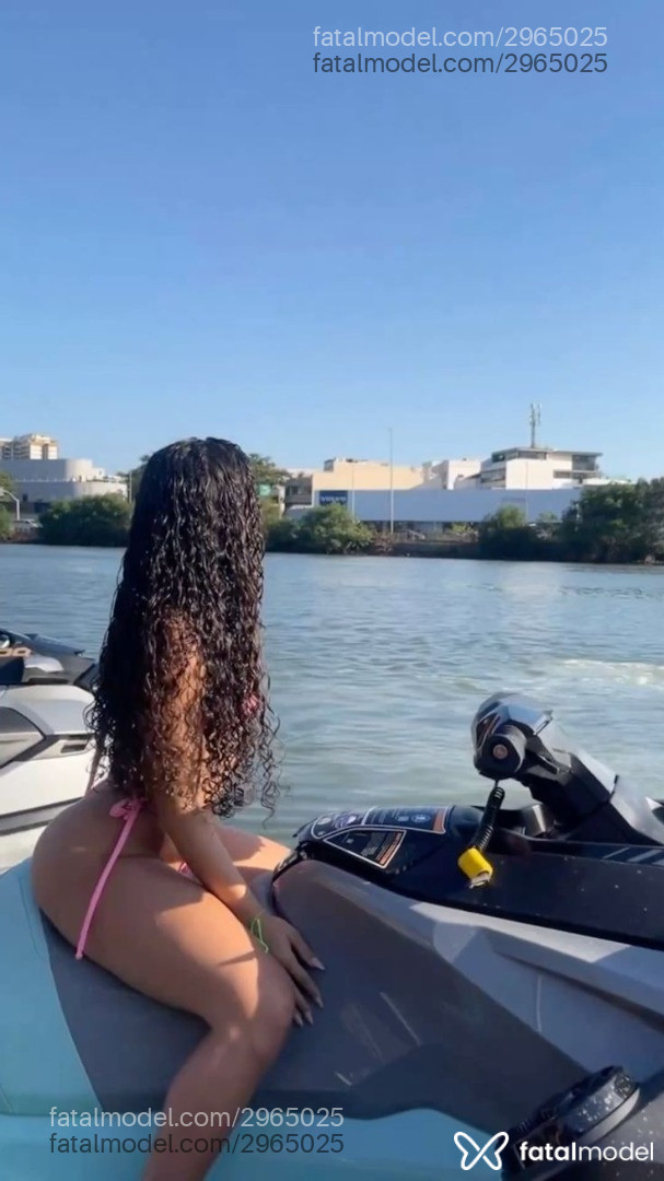 Acompanhante mulher morena (o) de olhos castanhos em Virtual - Ariela