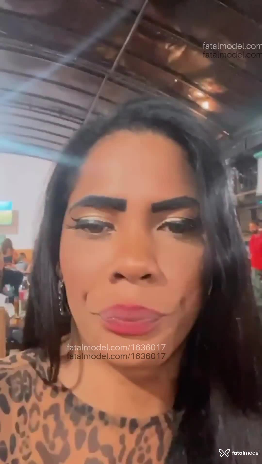 Acompanhante travesti morena (o) de olhos castanhos em Salvador - Cabocla