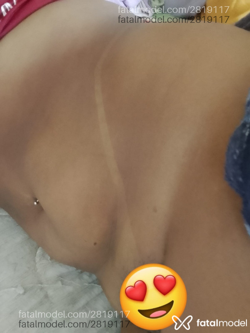 Acompanhante mulher morena (o) de olhos pretos em Virtual Acompanhante mulher morena (o) de olhos pretos em Virtual - Gabrielly