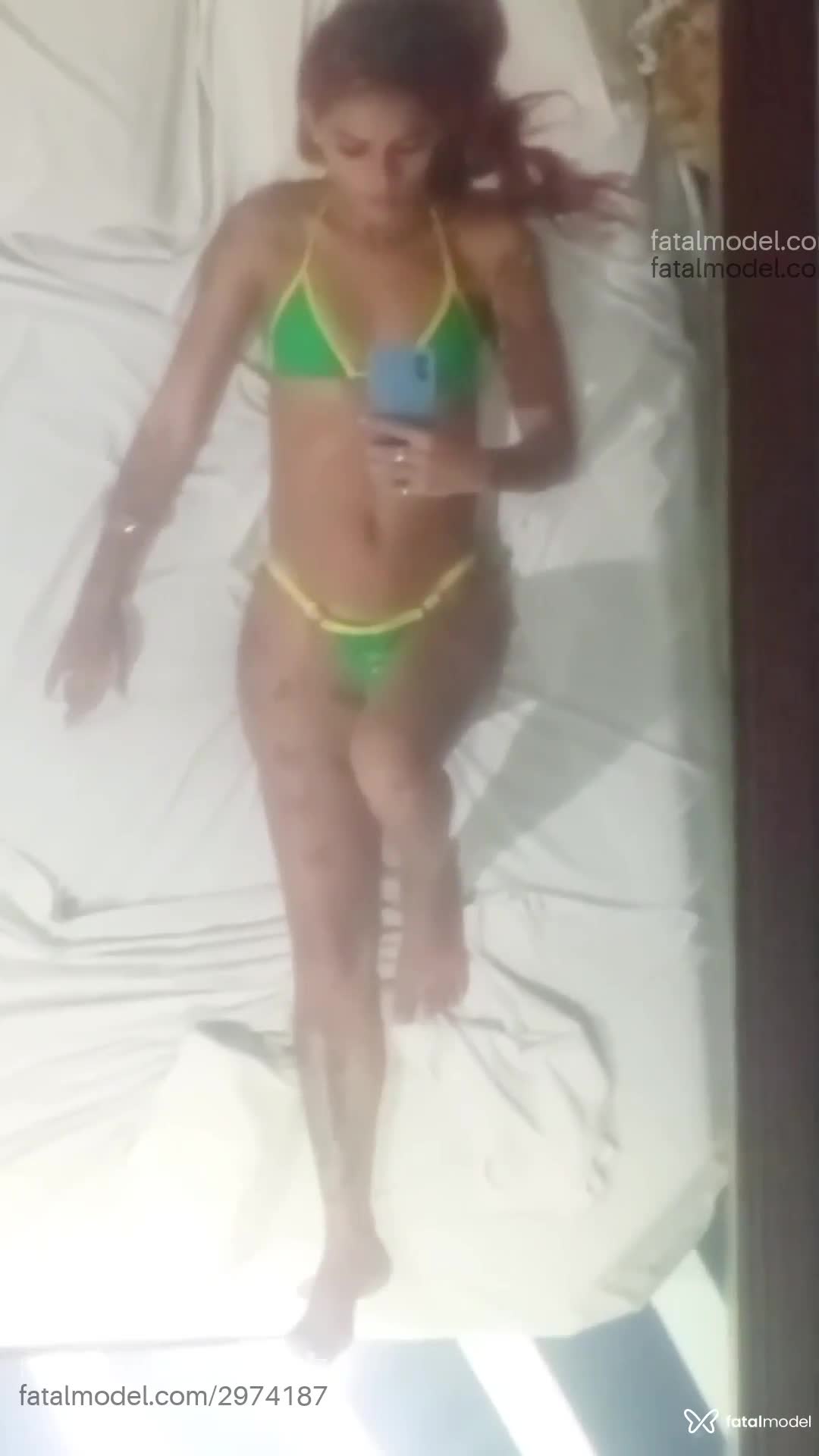 Acompanhante mulher ruiva (o) de olhos verdes - Lueny