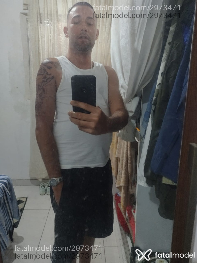 Acompanhante homem morena (o) de olhos castanhos em Suzano - Lúcio