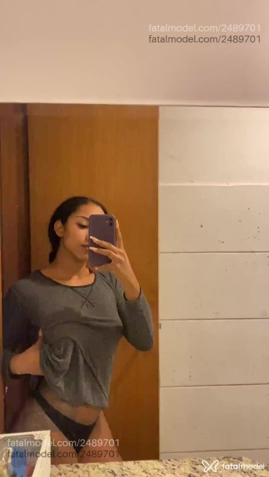 Acompanhante mulher morena (o) de olhos pretos - Kely Silva Acompanhante mulher morena (o) de olhos pretos - Kely Silva