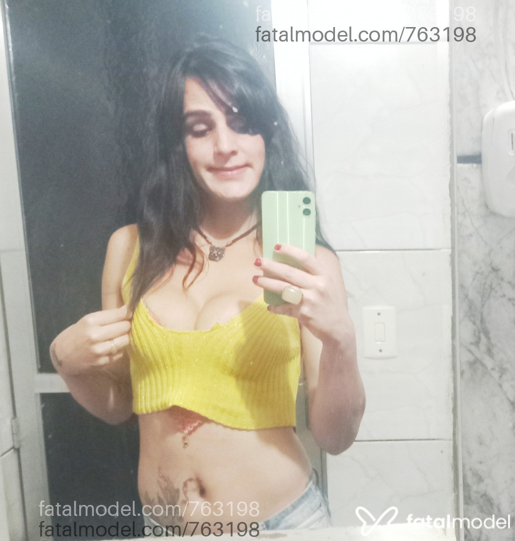 Acompanhante mulher trans morena (o) de olhos pretos em Nova Friburgo Acompanhante mulher trans morena (o) de olhos pretos em Nova Friburgo - Nicoly