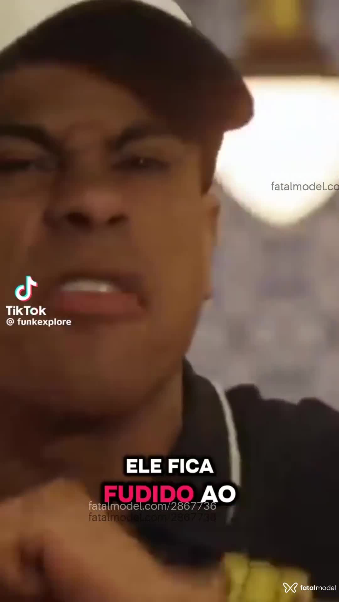 Acompanhante homem morena (o) de olhos castanhos em Viamão Acompanhante homem morena (o) de olhos castanhos em Viamão - Nico