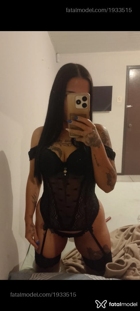 Acompanhante mulher morena (o) de olhos pretos em Itapema - Bebélzinha