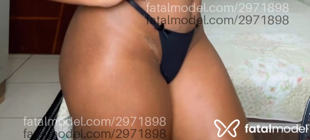 Acompanhante mulher morena (o) de olhos castanhos em Valparaíso de Goiás Acompanhante mulher morena (o) de olhos castanhos em Valparaíso de Goiás - Denise Dias
