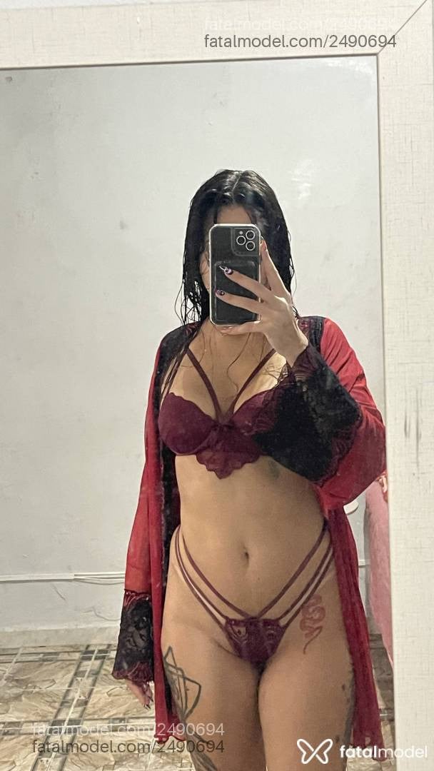 Acompanhante mulher morena (o) de olhos castanhos em Rio de Janeiro - Cristal
