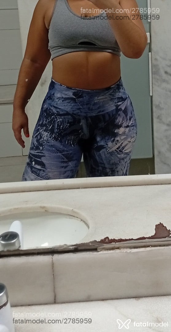 Acompanhante mulher morena (o) de olhos pretos em Virtual - Book Rosa