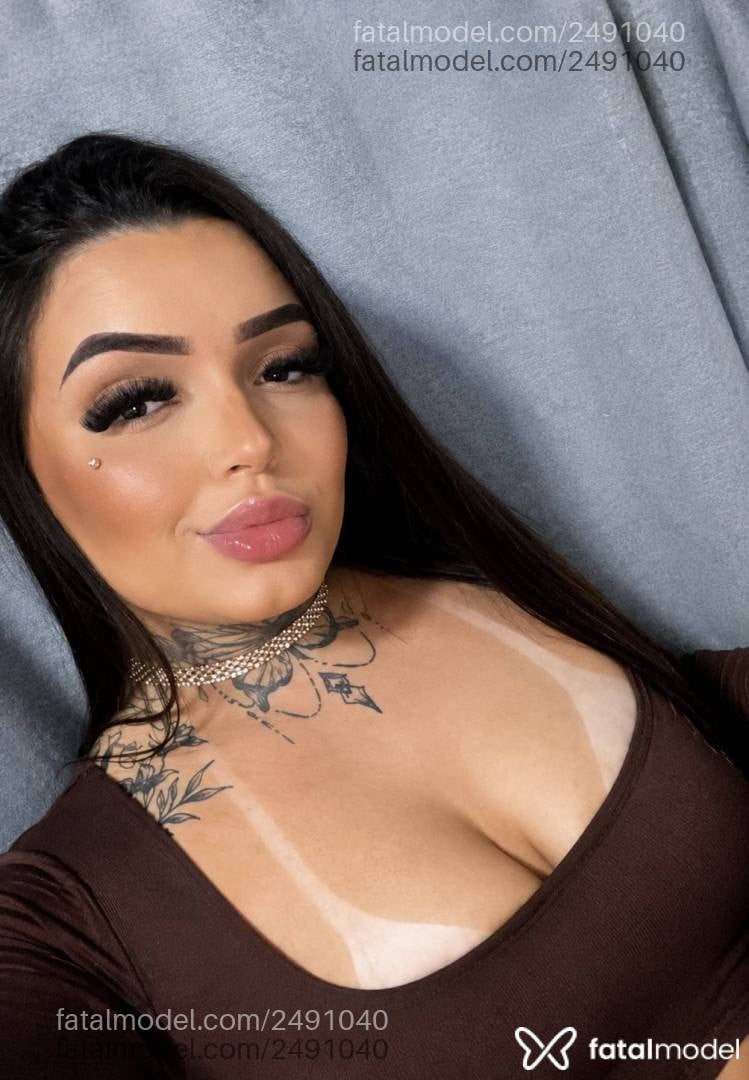 Acompanhante mulher com cabelo castanho de olhos castanhos em Pelotas - Bruna