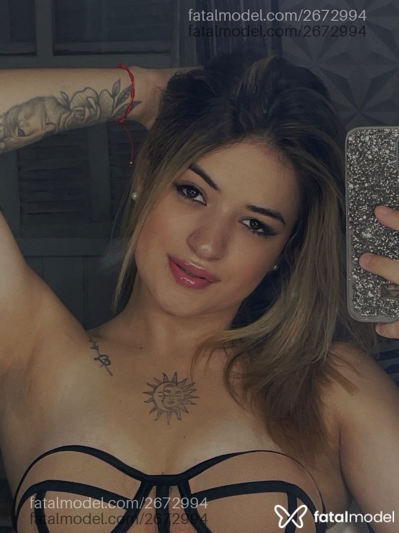 Acompanhante mulher loira (o) de olhos castanhos em Sorriso - Bruna