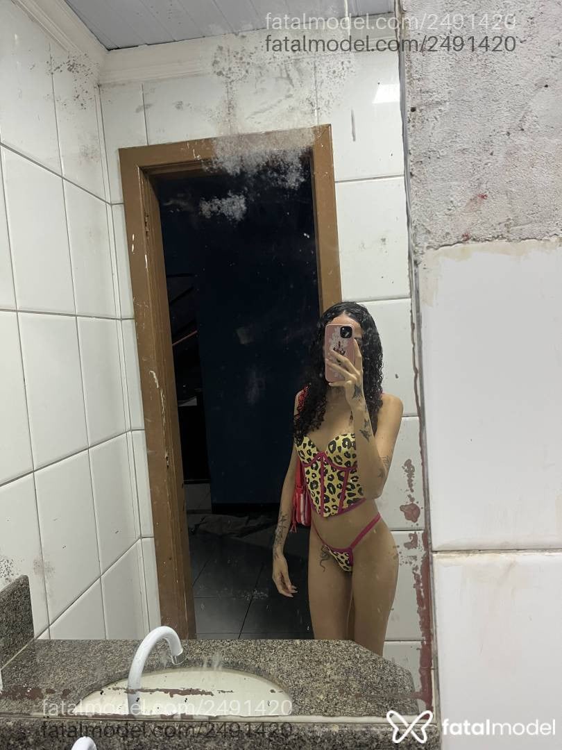 Acompanhante mulher morena (o) de olhos castanhos em Vila Velha - Luara Martins