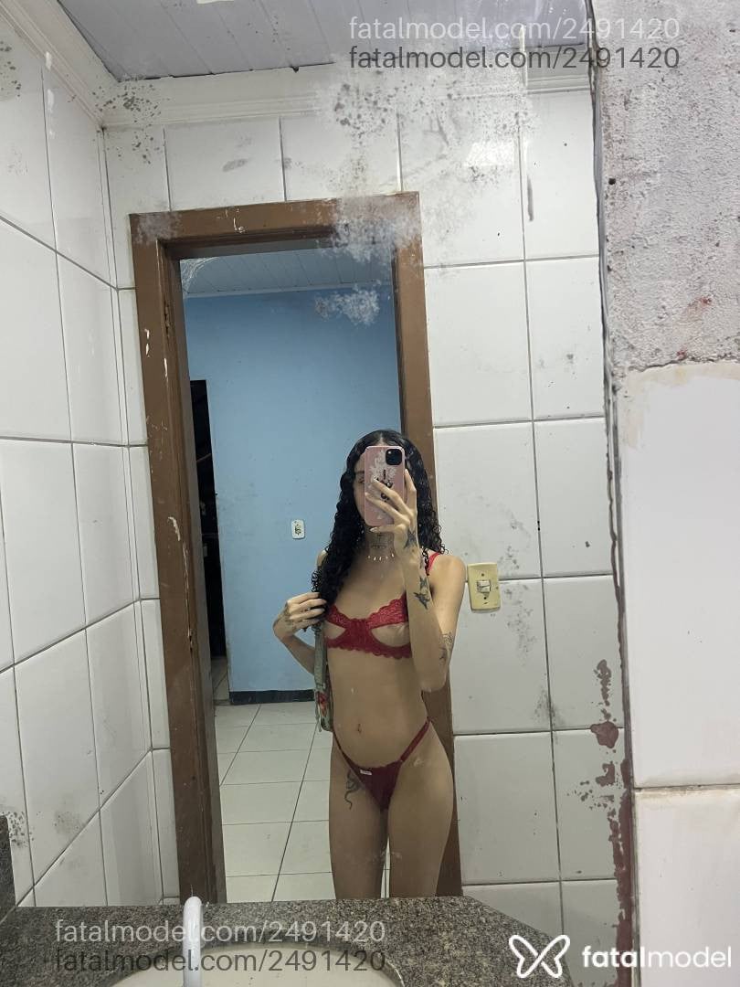 Acompanhante mulher morena (o) de olhos castanhos em Vila Velha - Luara Martins