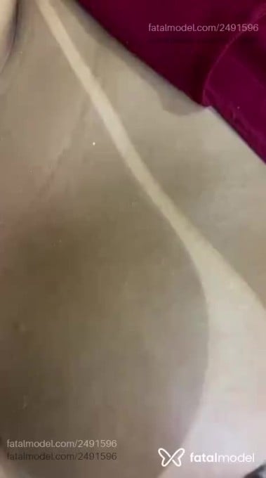 Acompanhante mulher trans com cabelo castanho de olhos castanhos em Juiz de Fora - Natálie Alencar